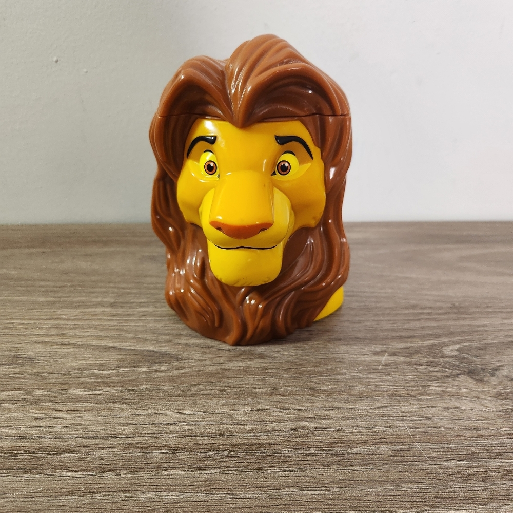 Disney World Lion King Simba Plastic Stein Cup Mug Exclusive